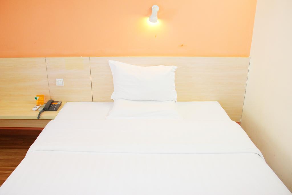 ホテル 7Days Premium Guangzhou Tianhe Shipaiqiao エクステリア 写真