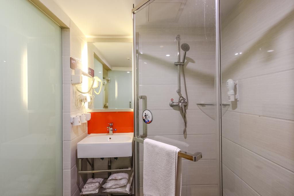 ホテル 7Days Premium Guangzhou Tianhe Shipaiqiao エクステリア 写真